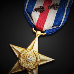 Silver Star (Second Oak Leaf Cluster)